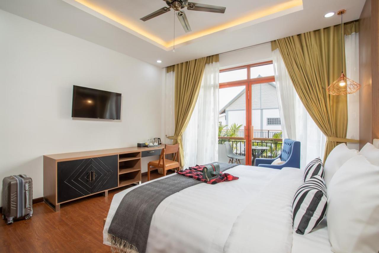 Cambana La Riviere Boutique Hotel Battambang Bagian luar foto