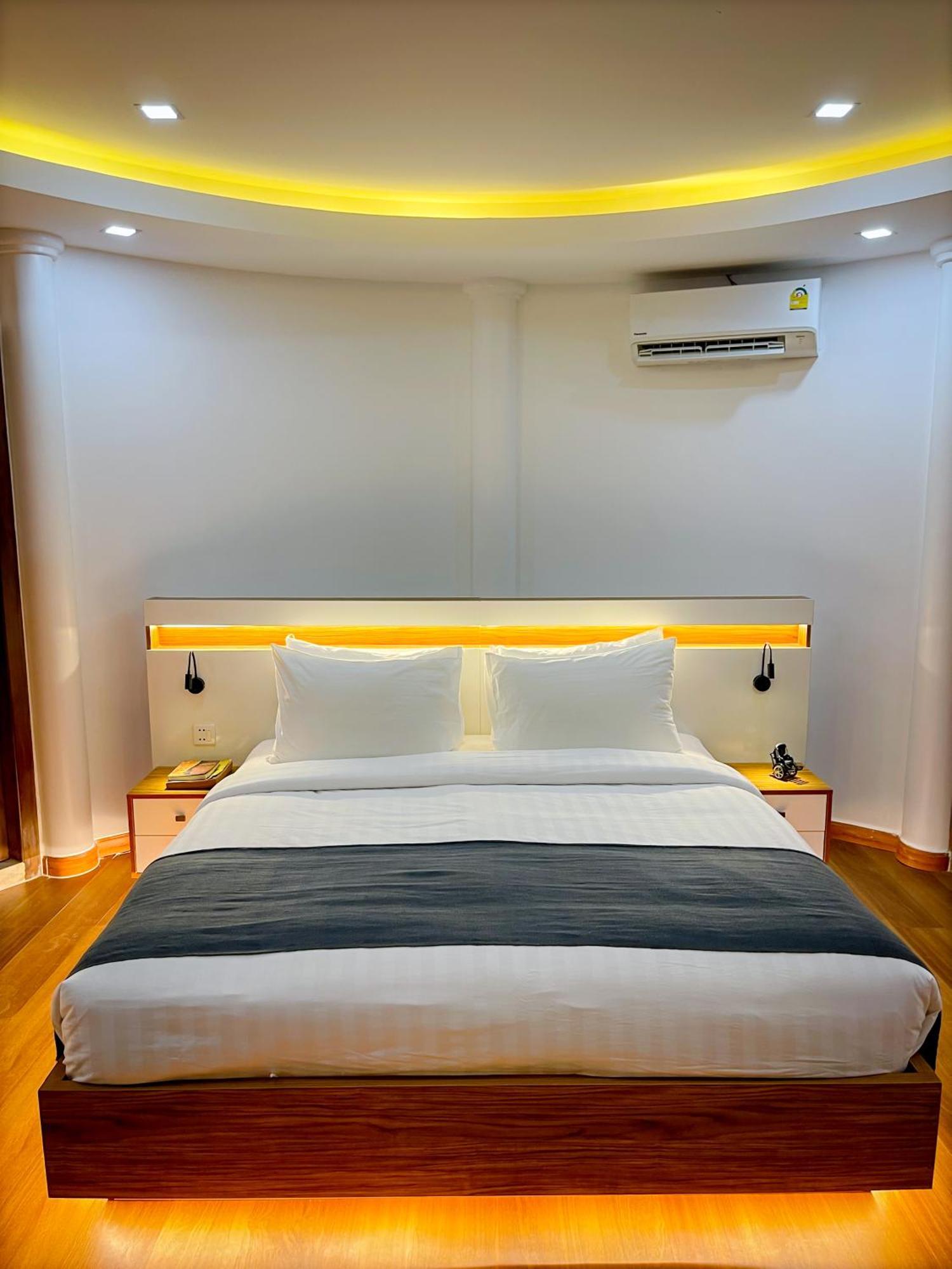 Cambana La Riviere Boutique Hotel Battambang Ruang foto
